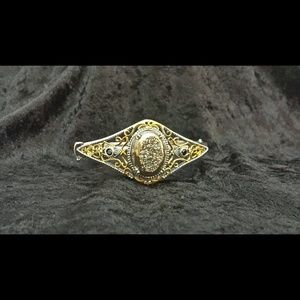 Karis Drusy Bangle with Spinels